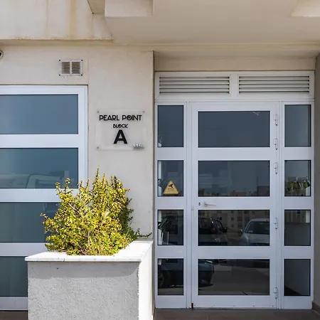 شقة Sea View & Private Terrace Near Promenade -sleep 6 By Quicktrips