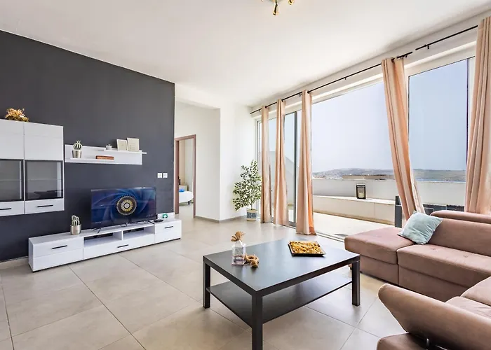 Sea View & Private Terrace Near Promenade -sleep 8 By Quicktrips *